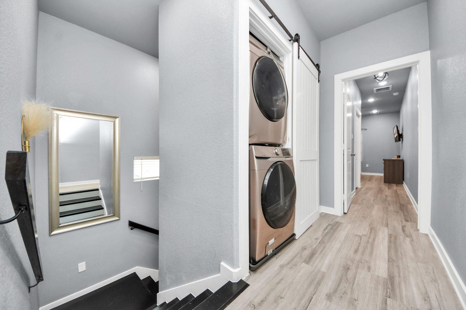 Houston Loft — photo 13